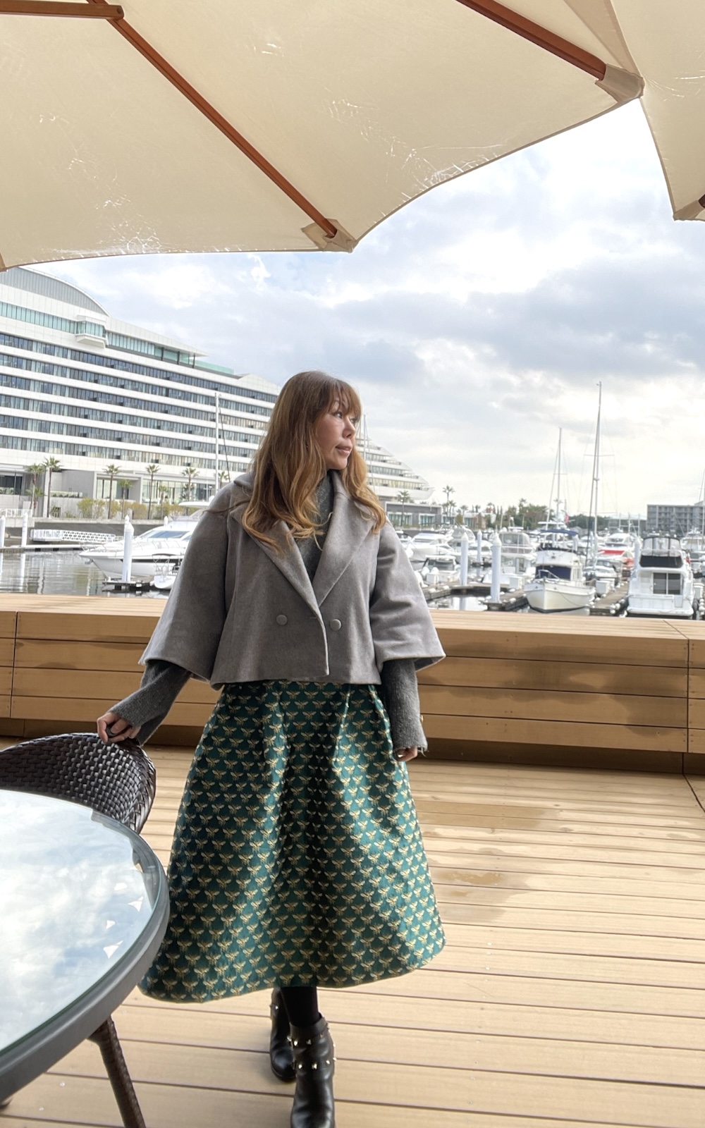 Le Bourgeon　蜜蜂・タックフレアー・スカート（Noir）